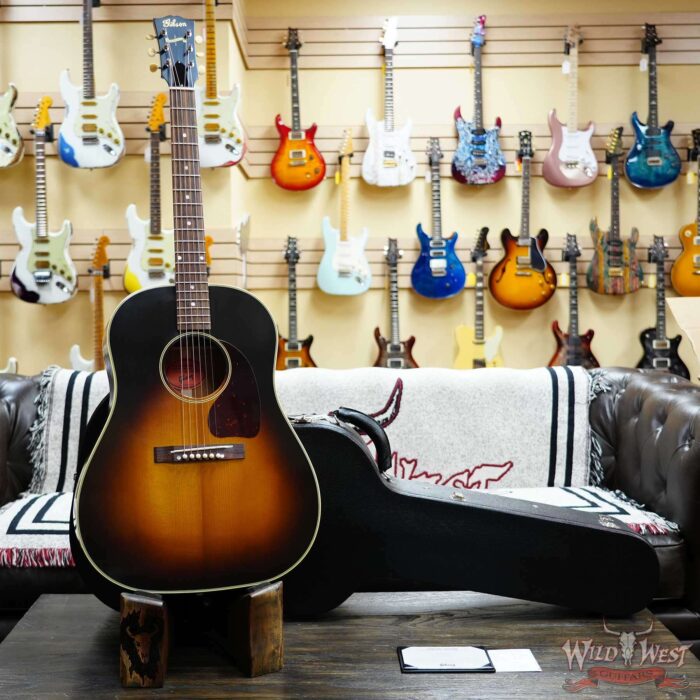 Gibson Custom Shop 1942 Banner J-45 Vintage Sunburst 3.80LBS