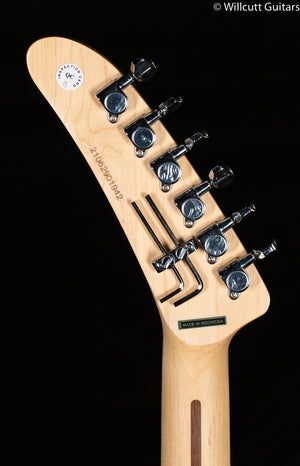 Kramer The 84 (EVH D-Tuna) Ebony (942) - Willcutt Guitars