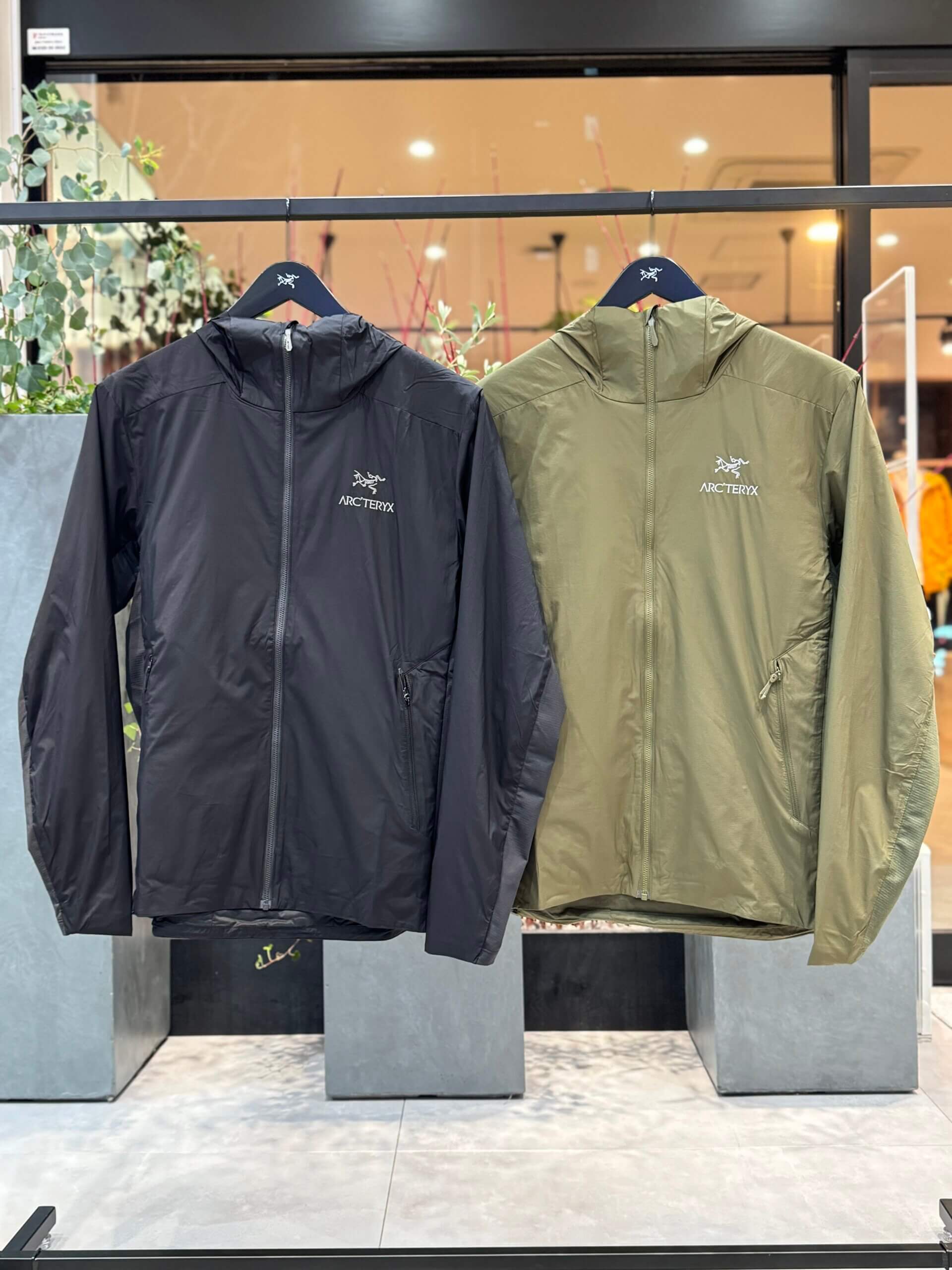 ARC'RERYX/ Atom SL Hoody - W/