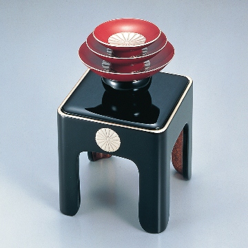 杯の種類 : 日本の勲章・褒章 - 内閣府