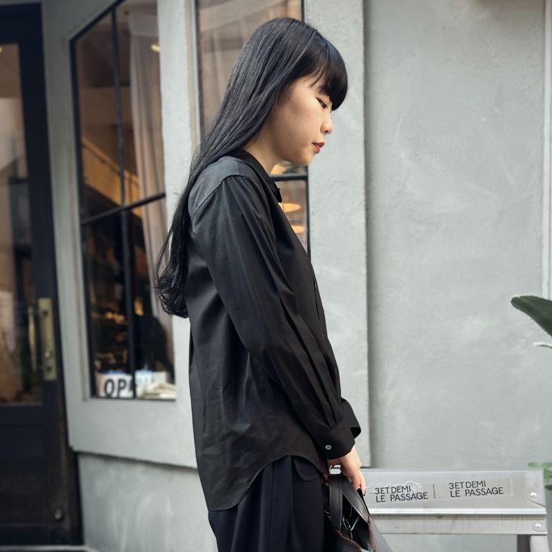 tao タオ 丸襟ブラウス