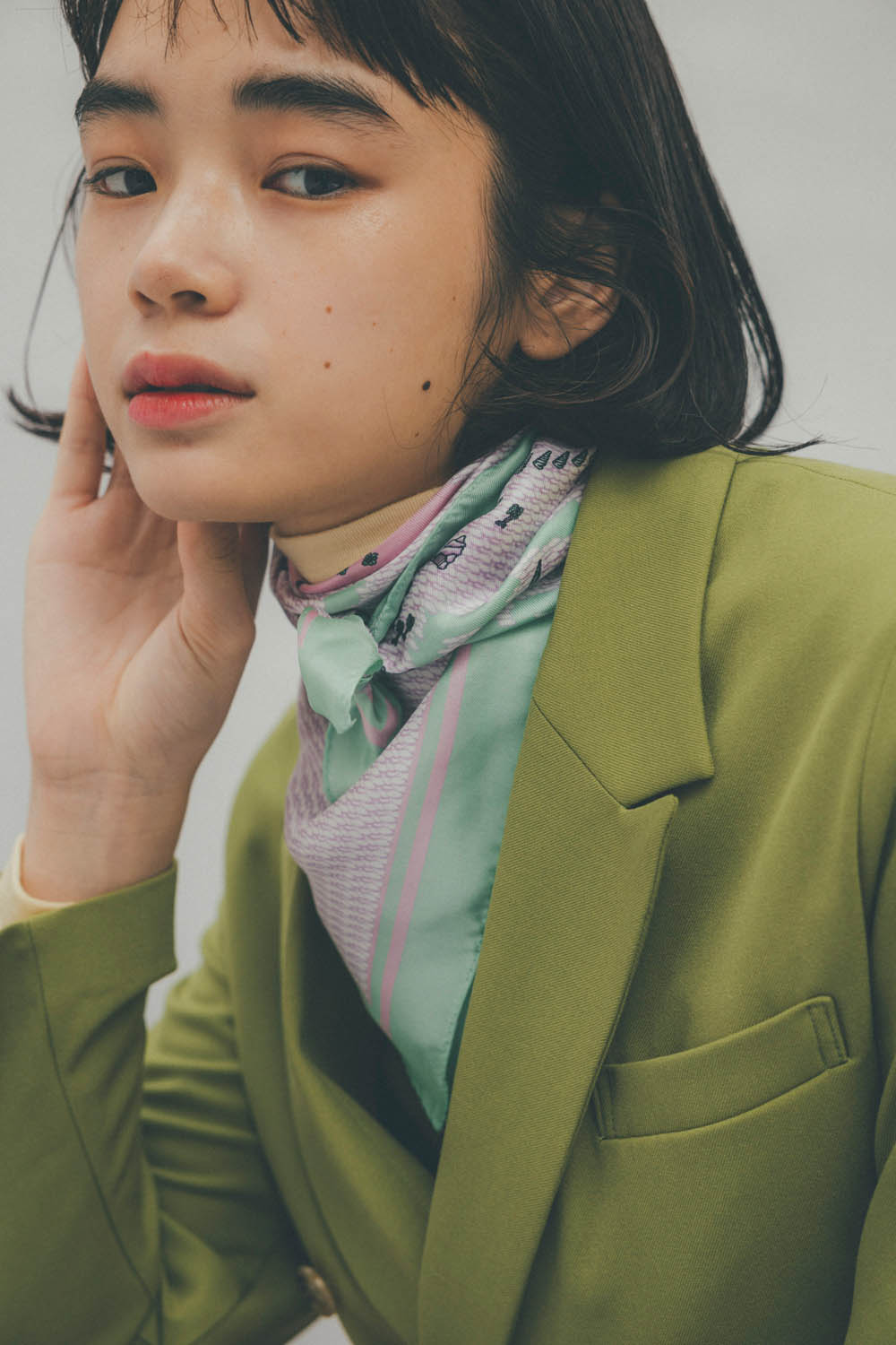 4 おとなに似合うシルクの『MOTHER』。 ポップでエレガントな シルク