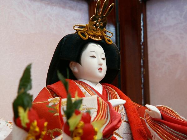 五人囃子が一緒です♪ご～にんばやしのふえたいこ～♪これでうちの