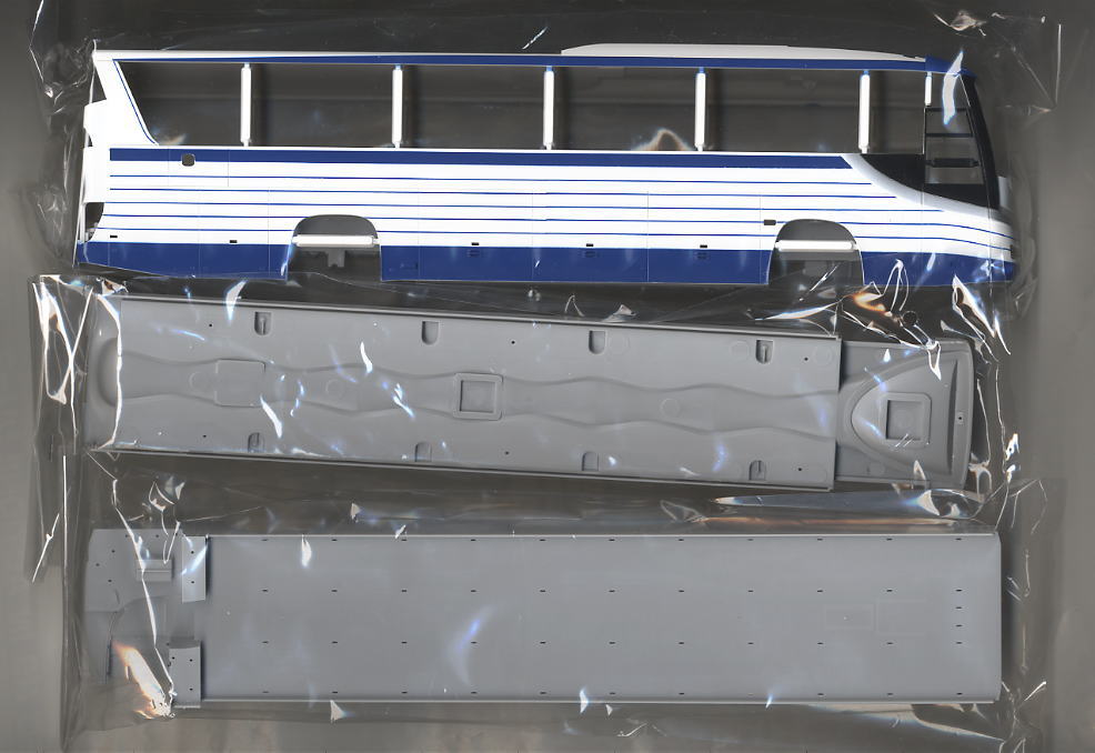 いすゞガーラ ハイデッカー 国際興業バス仕様 (プラモデル) - ホビー