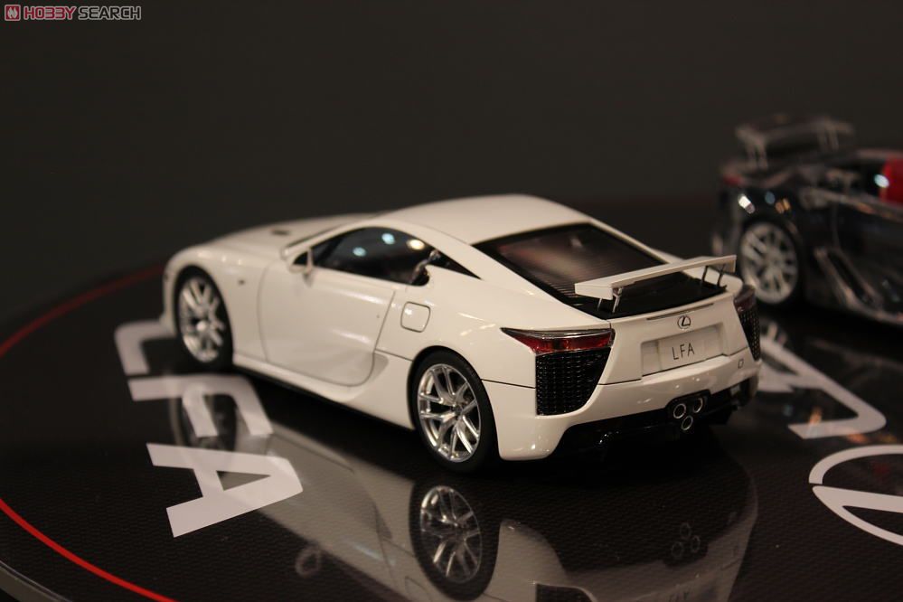 フルビュー レクサス LFA - ホビーサーチ カーモデル