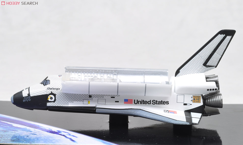 スペースシャトル `チャレンジャー` ペイロードベイ ドアオープン