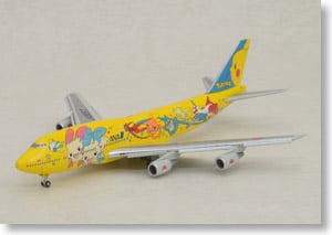 1/400 747-400D JA8957 ピカチュウジャンボ フラップダウン (完成品
