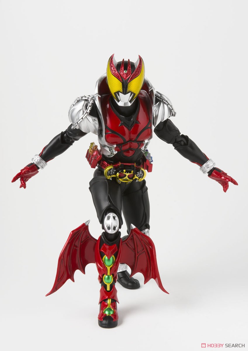 S.H.フィギュアーツ(真骨彫製法) 仮面ライダーキバ キバフォーム ※初回