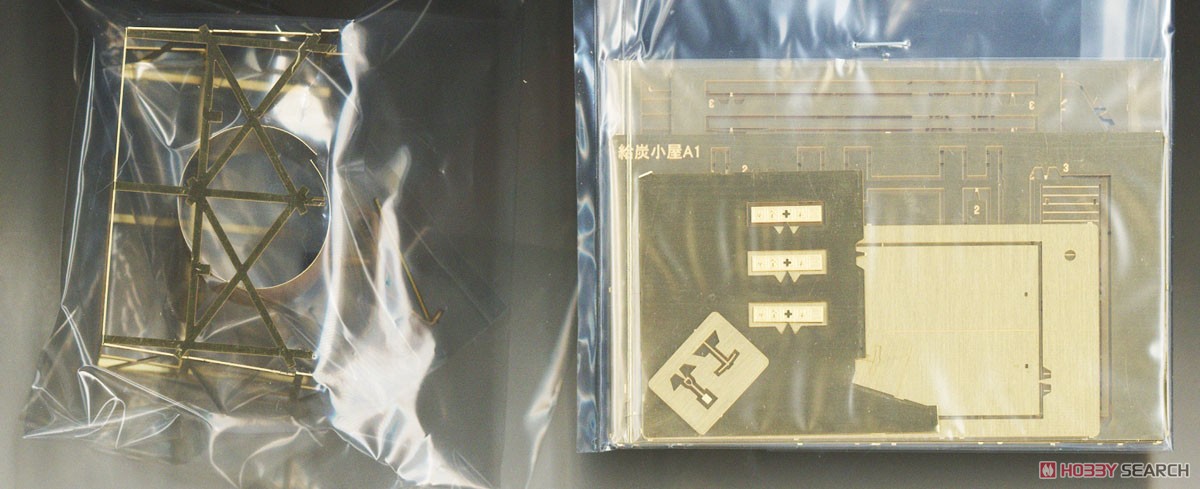 給水塔＋給炭台 北海道タイプA (組立キット) (鉄道模型) - ホビー