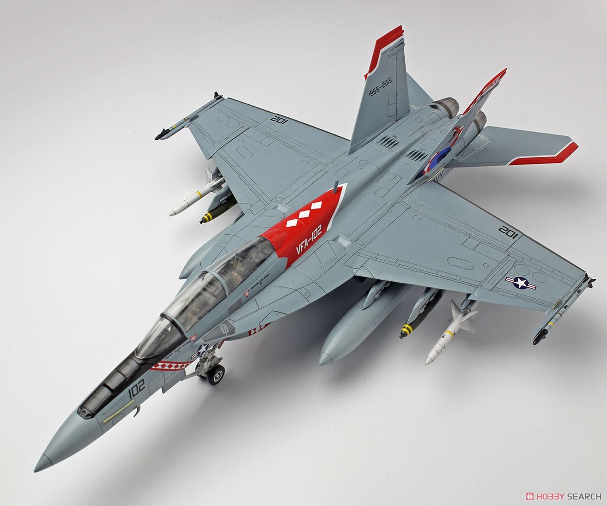 アメリカ海軍 F/A-18F スーパーホｰネット VFA-102 ダイヤモンド