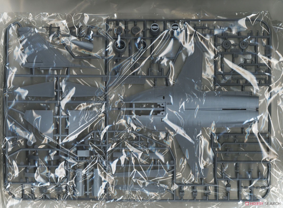 中華民国空軍 F-CK-1D チンクォ 複座型戦闘機 (限定版) (プラモデル