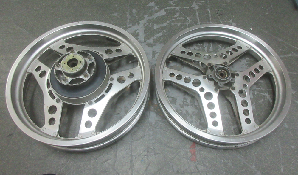 ホンダCB750Fブーメランコムスターホイール/パウダーGold tastic