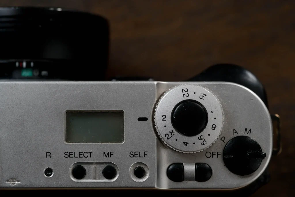 Konica Hexar (AF) review - Picking a few holes in the Untouchable