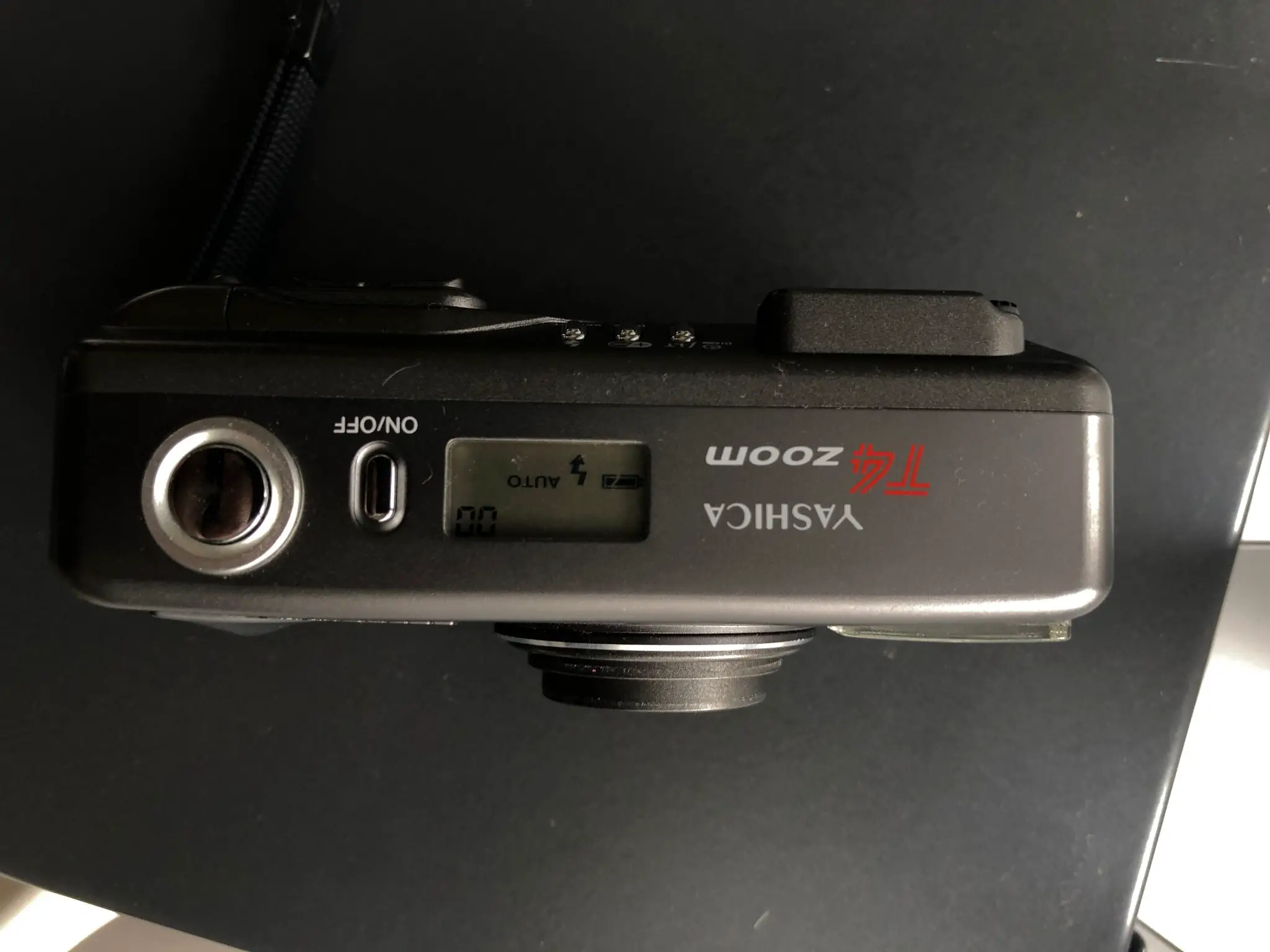 Yashica T4 Zoom - user review by Kwasi Boyd-Bouldin - 35mmc