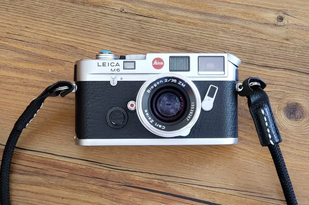 5 (7) Frames with a Leica M6, Zeiss 35mm f/2 and Kodak Ultramax