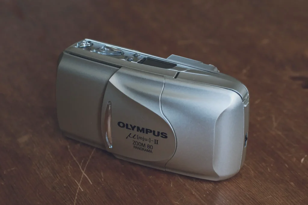 Olympus Mju II Zoom 80 Panorama Review - by Ken Hindle-May - 35mmc