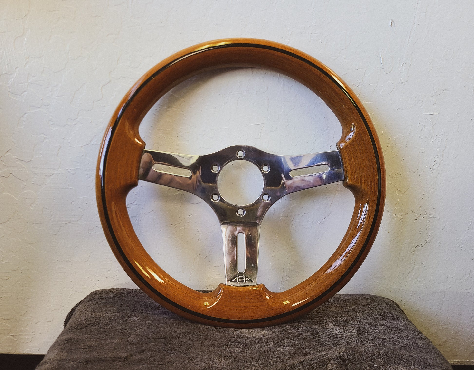 O.B.A wood steering wheel 325mm – sevenspeedshop