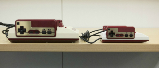 ニンテンドークラシックミニ ファミリーコンピュータ」が本日発売