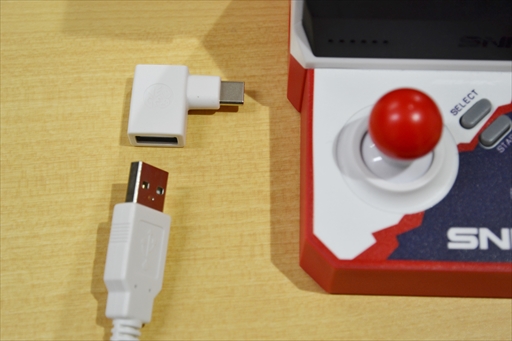 NEOGEO Arcade Stick Pro」の使用方法とプレイフィールを紹介。NEOGEO