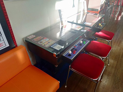 徳力精工，レトロ調テーブル筐体「Takuyaタクヤ」のテスト設置を