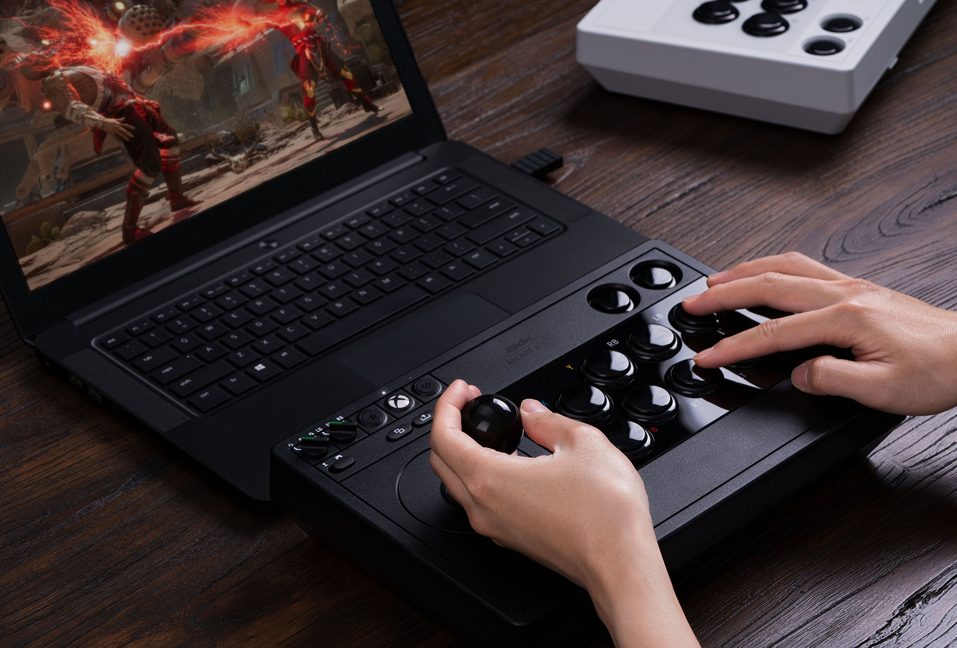 Arcade Stick for Xbox | 8BitDo