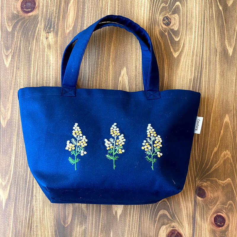 手刺繍デリカバッグ