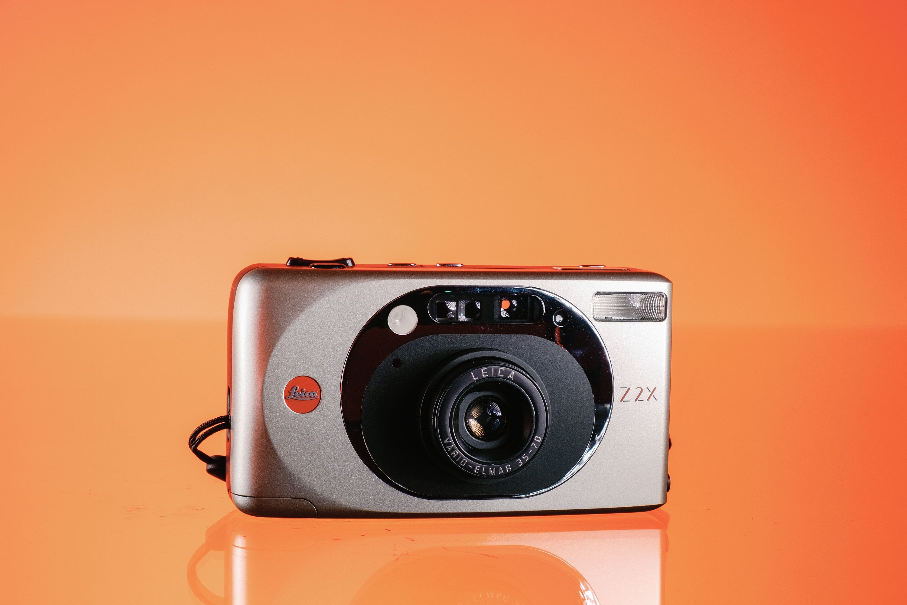 Leica Z2X Databack 35mm Point and Shoot Film Camera New