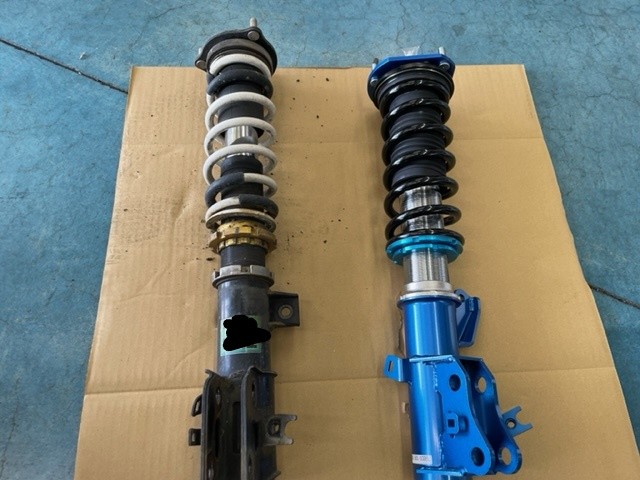 ジェイド FR4 × 車高調取付 | ホンダ ジェイド 足まわり