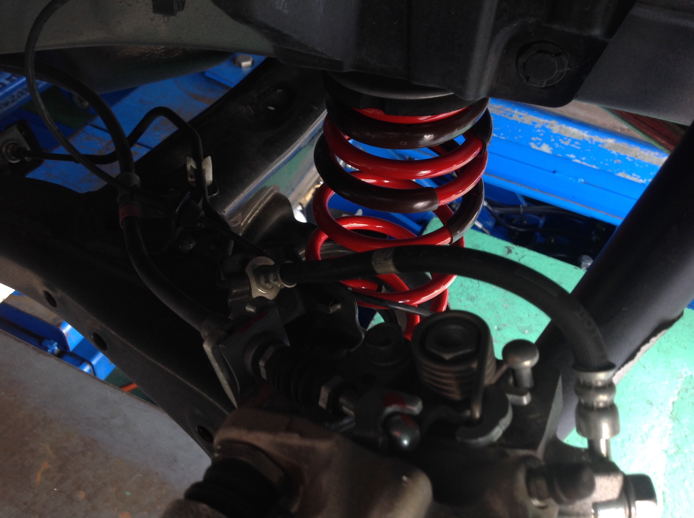 ZC33S スイフトスポーツへMONSTER SPORT LXtuneスプリングの取り付け