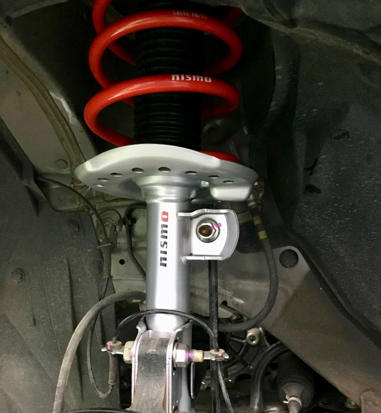 日産リーフ ニスモ スポーツサスペンションキット、BBS RI-A装着