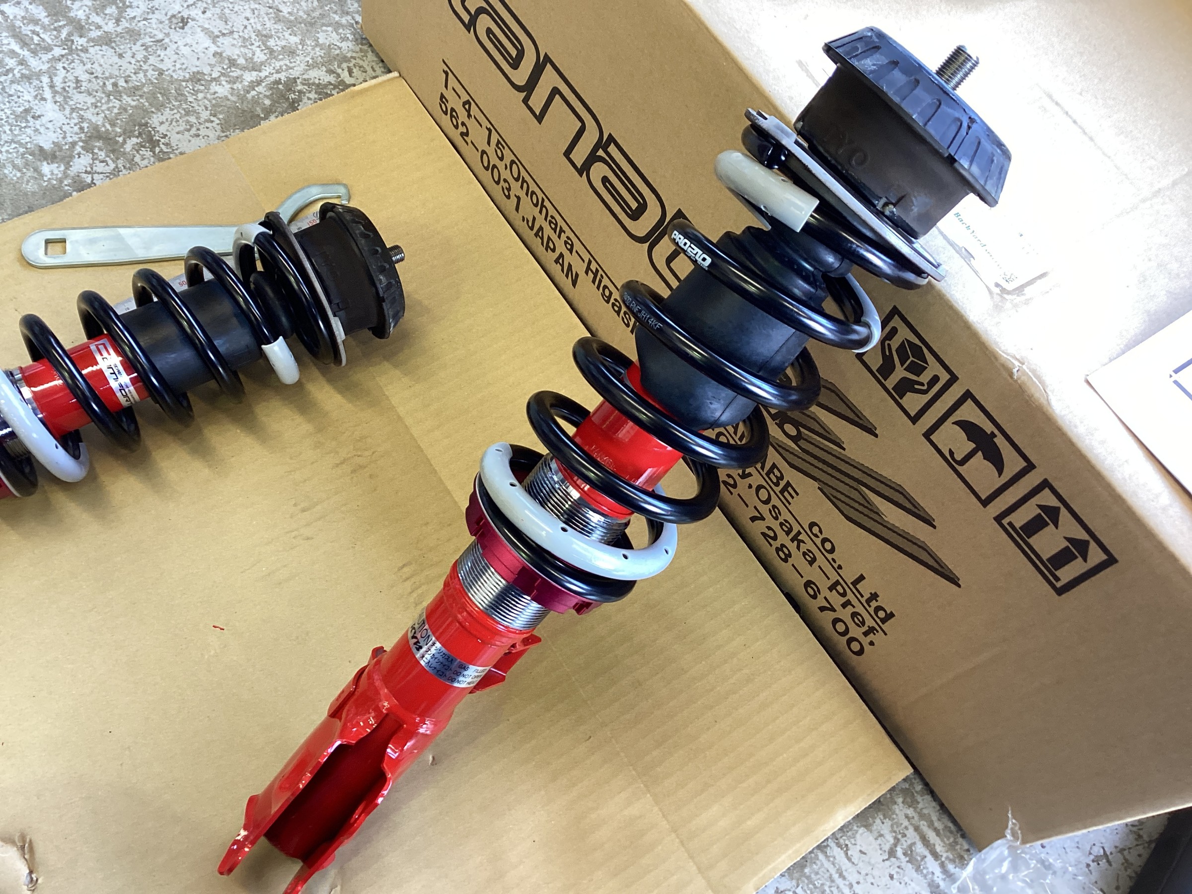 N-ONE RS JG3 車高調取り付けます！ | ホンダ N-ONE 足まわり