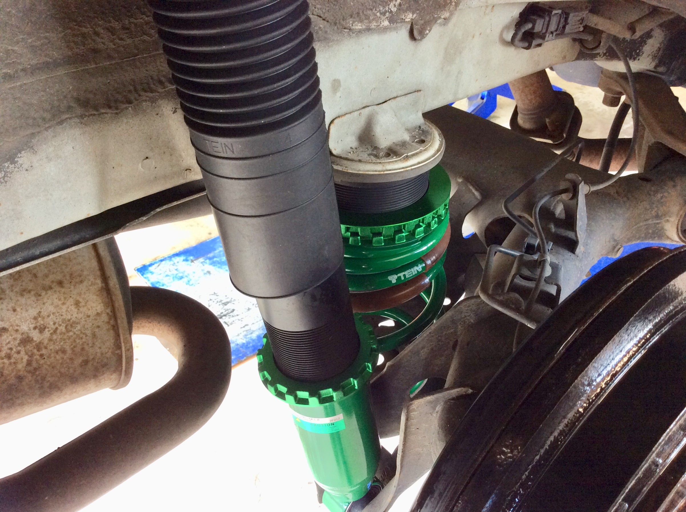 フリード GB3 車高調取り付けます！ | ホンダ フリード 足まわり