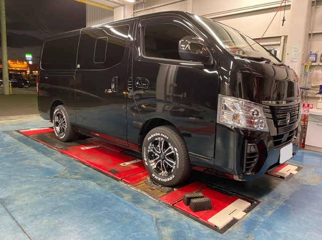 NV350キャラバン × Genb ローダウンキット | 日産 NV350キャラバン