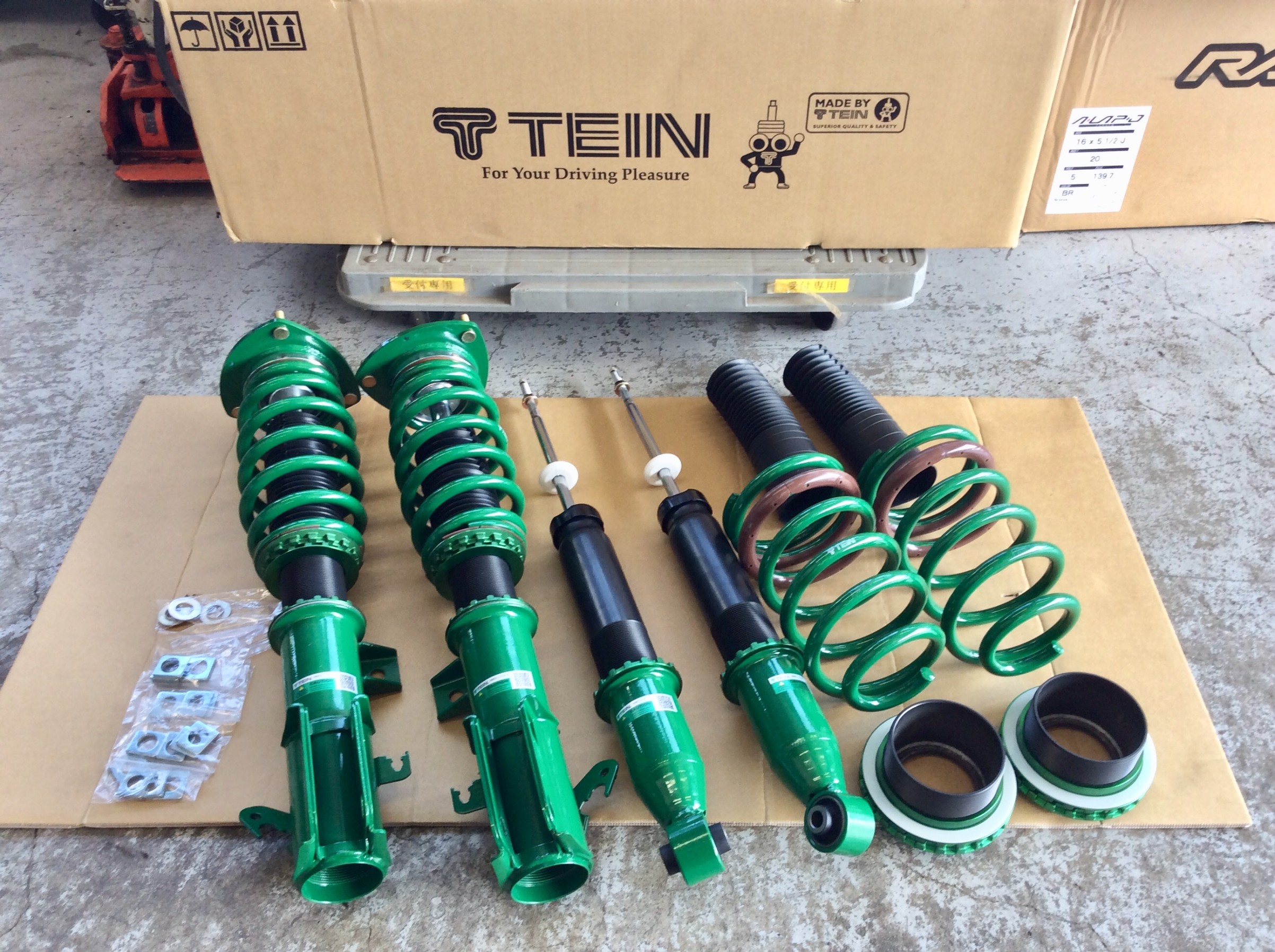 ステップワゴンスパーダ RP3 車高調取り付けます！ | ホンダ