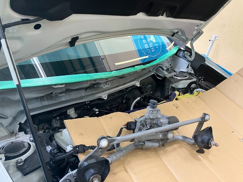 トヨタ プリウスα 【 テイン フレックスZ 】お取り付け♪♪ 車高調