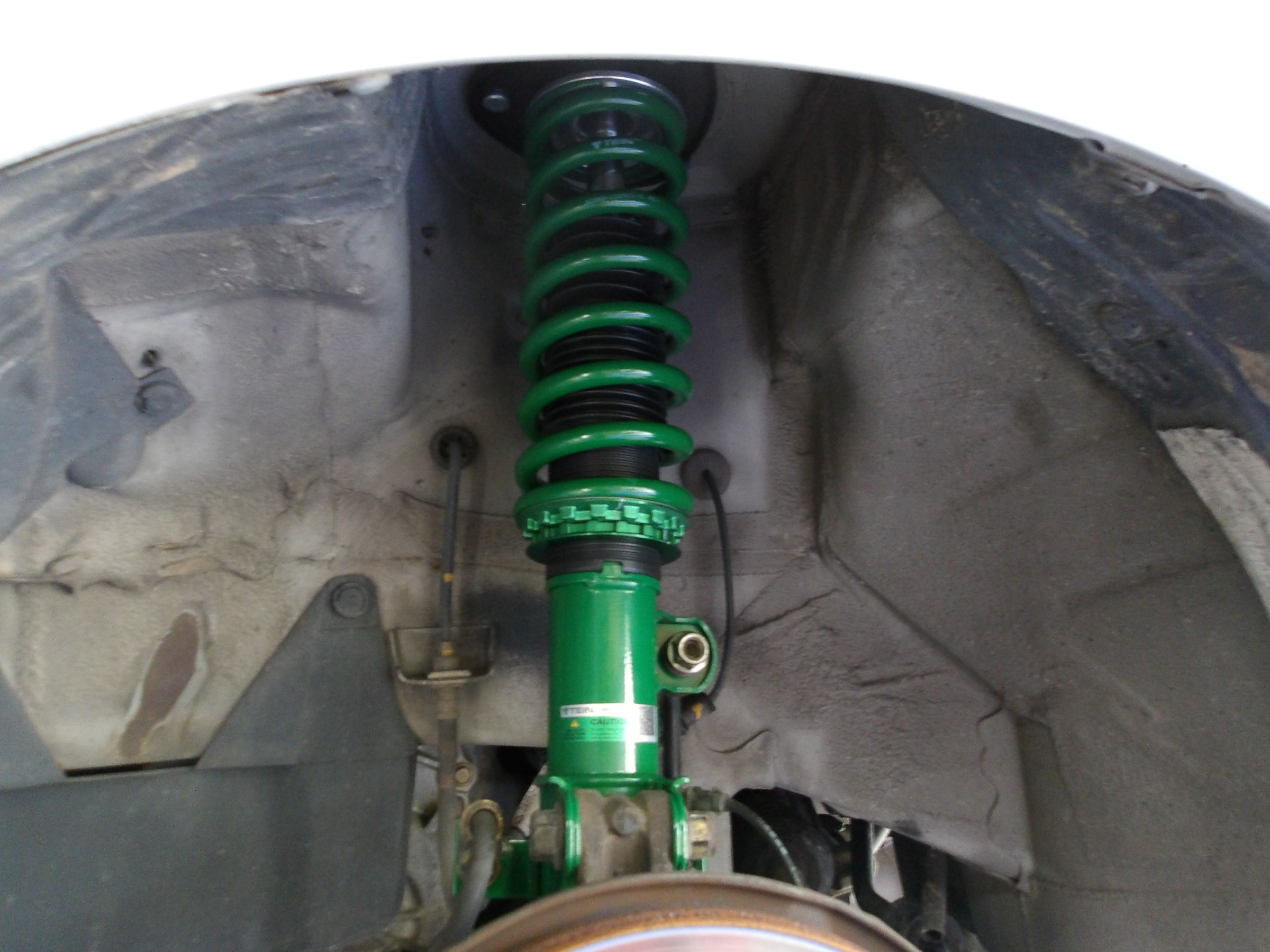 ステップワゴン（RF3）テイン製車高調「STREET BASIS Z」装着