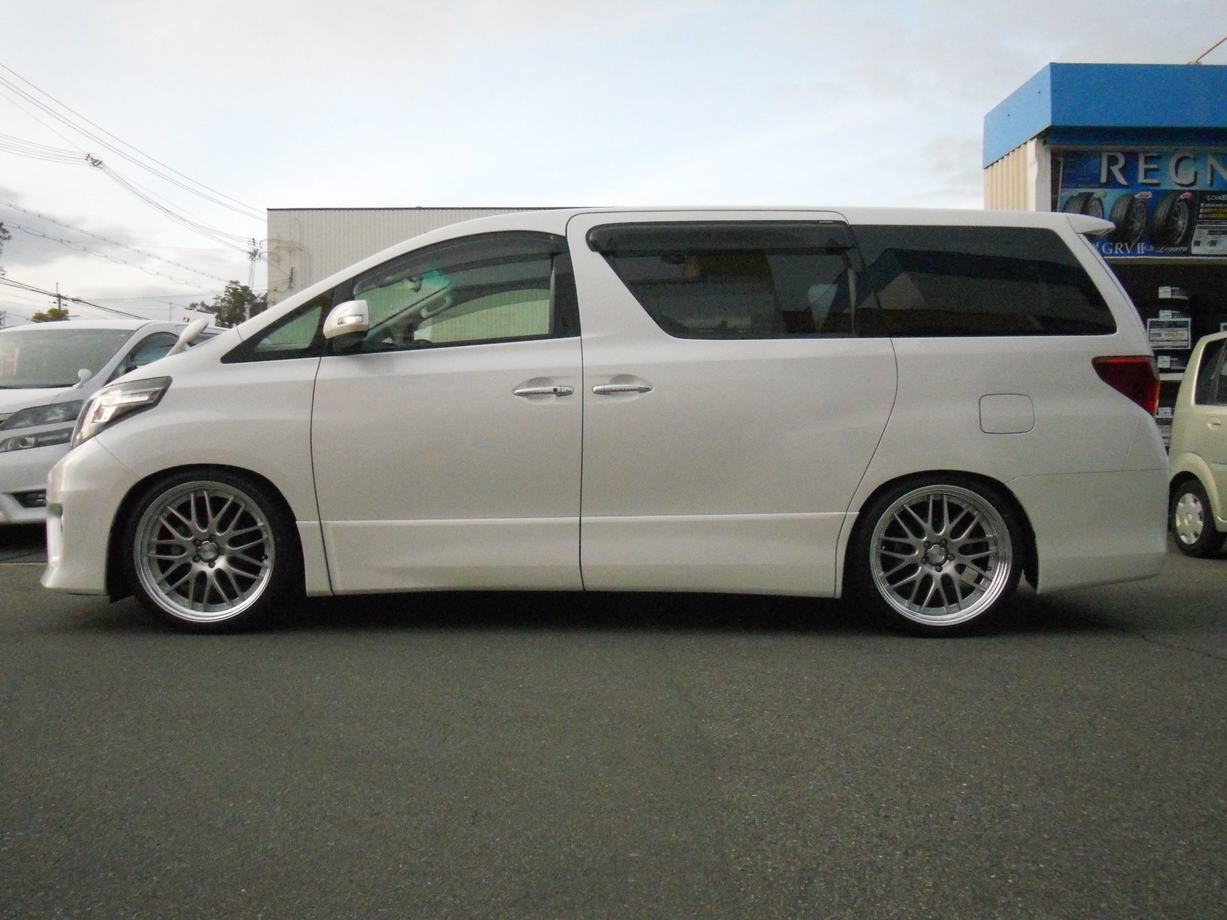 トヨタ 20系アルファード HKS車高調』取付 ＆ 防錆コーティング施工