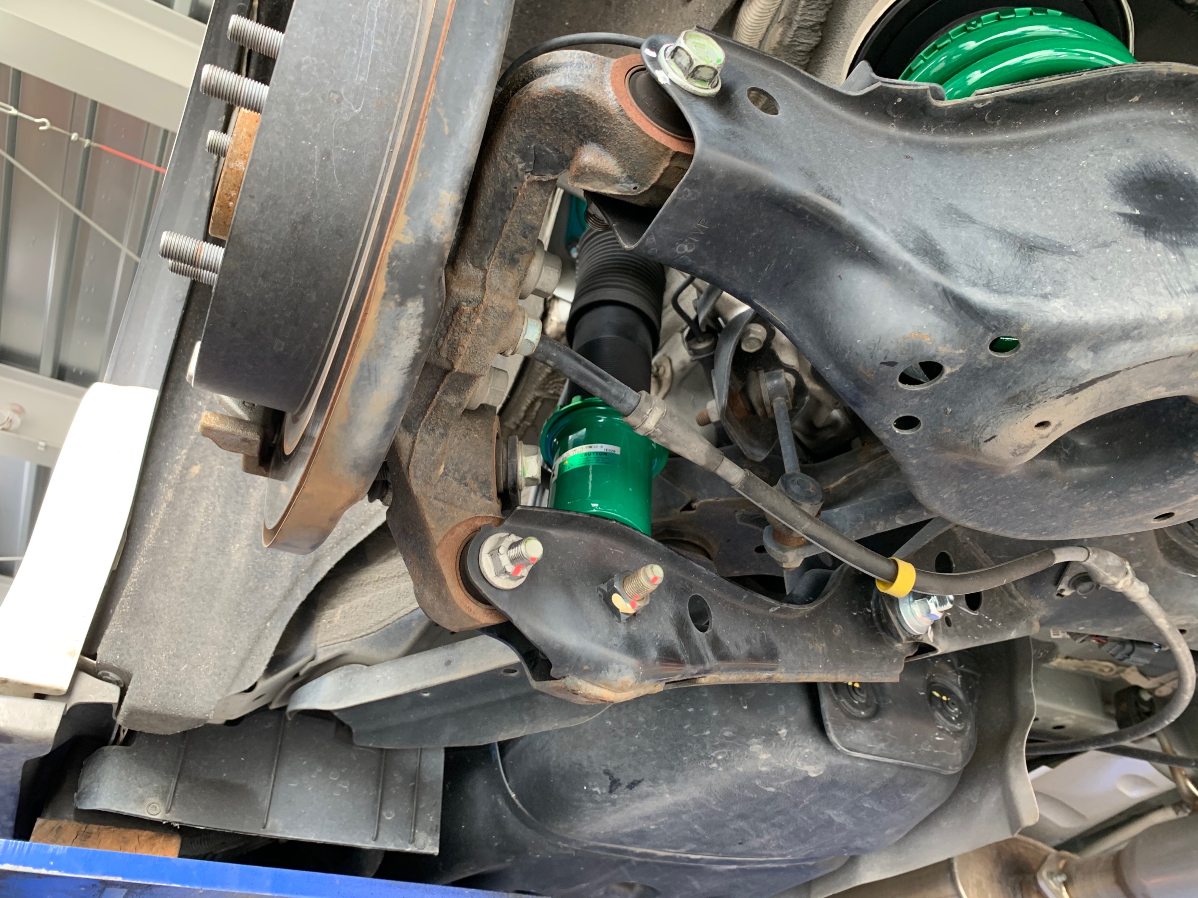 エルグランド TEIN車高調 | 日産 エルグランド | スタッフ 日記