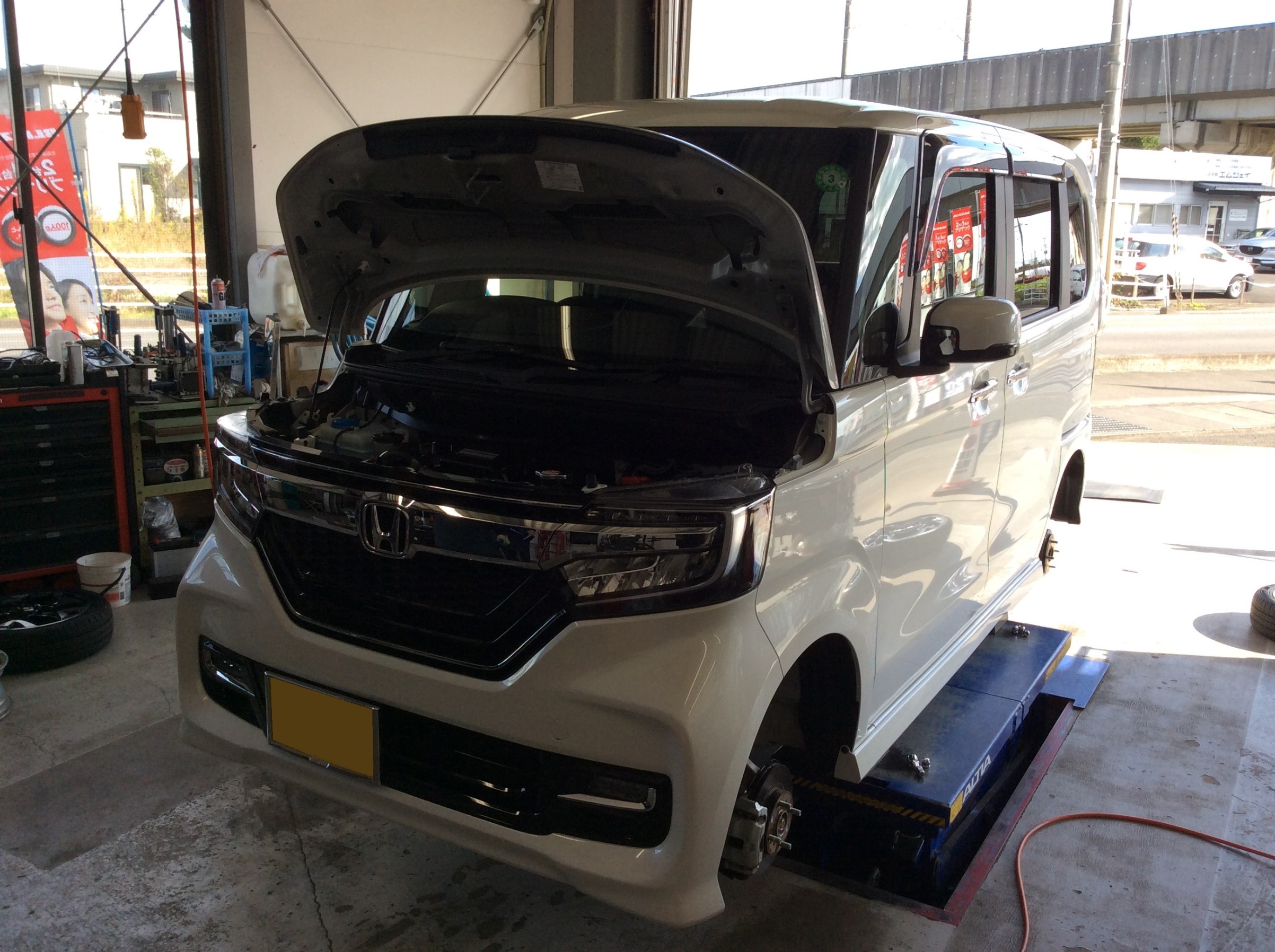 ホンダN-BOXカスタム JF3 RS-Rスプリング交換 | ホンダ N-BOXカスタム