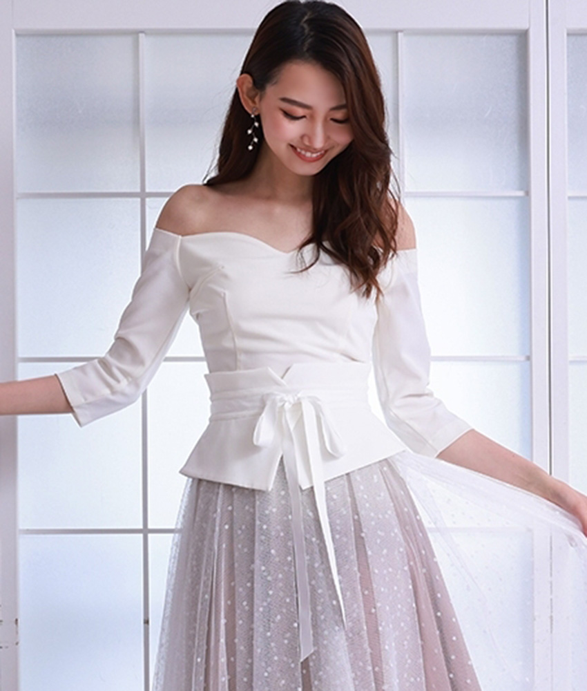 シンプル五分袖ブラウス/黒木麗奈 - カラードレス