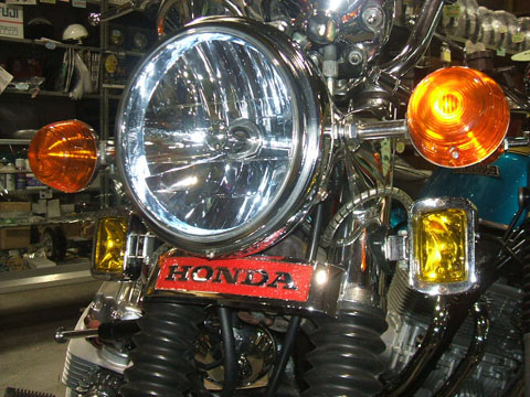 バイクショップ コンボイ / CB750K フォグランプ〔ボディーのみ〕
