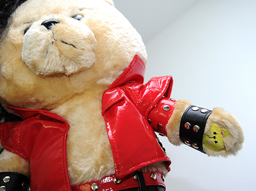 中邑真輔「マネくま」（ぬいぐるみ） [新日本プロレスリング] | 公式