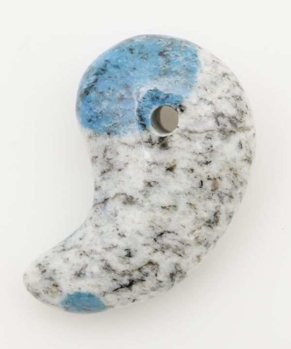 K2アズライトブルー勾玉30mm(ﾊﾟｷｽﾀﾝ産): 『岩座(いわくら)』公式通販