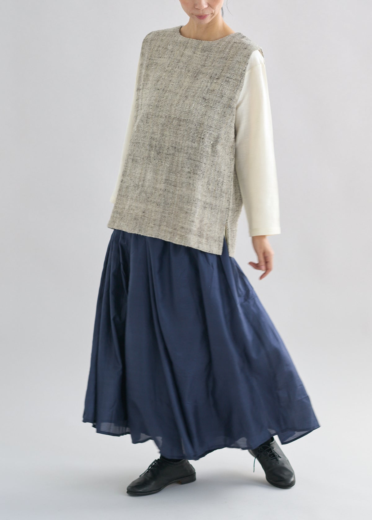 お値下げ！CALICO キャリコ 天然染マルベリシルクブーミーパンツ