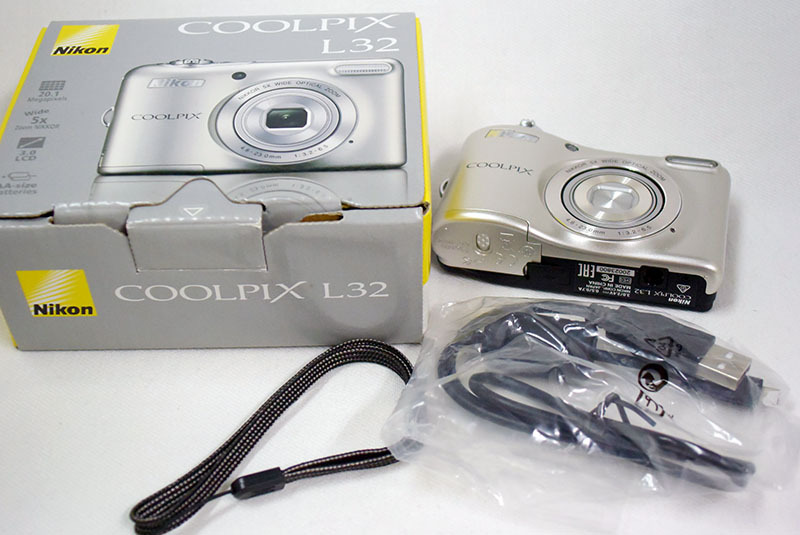 ニコン コンパクトデジタルカメラ 中古品 - スコーピオカメラ