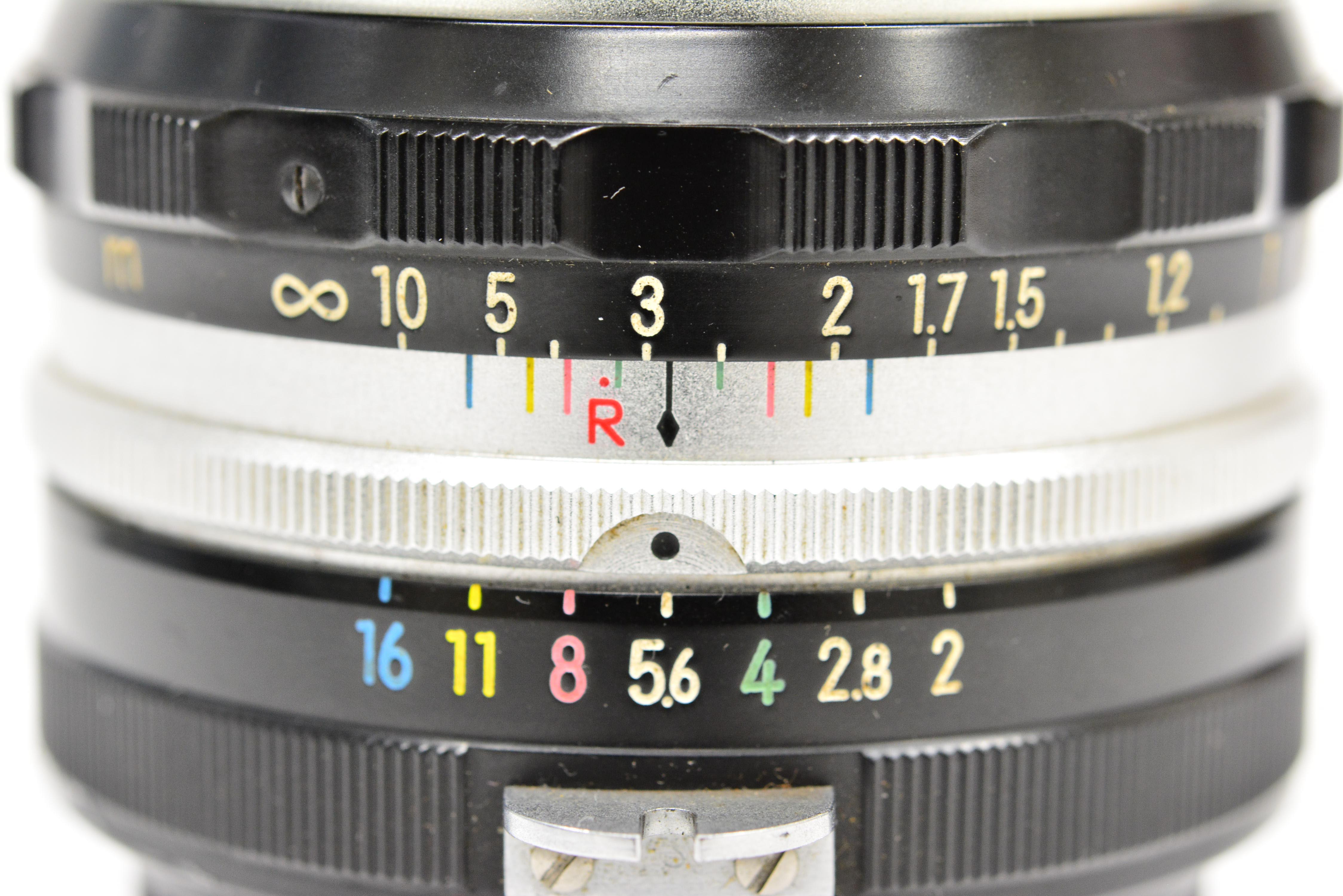 ニコンF用初期型オートニッコールS 5cmF2チックマーク入り入荷