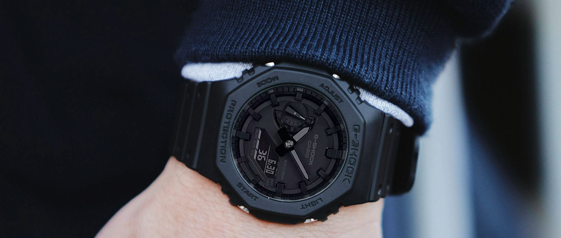 オールブラック腕時計12選｜スタイルと機能性を兼ね備えた人気モデル