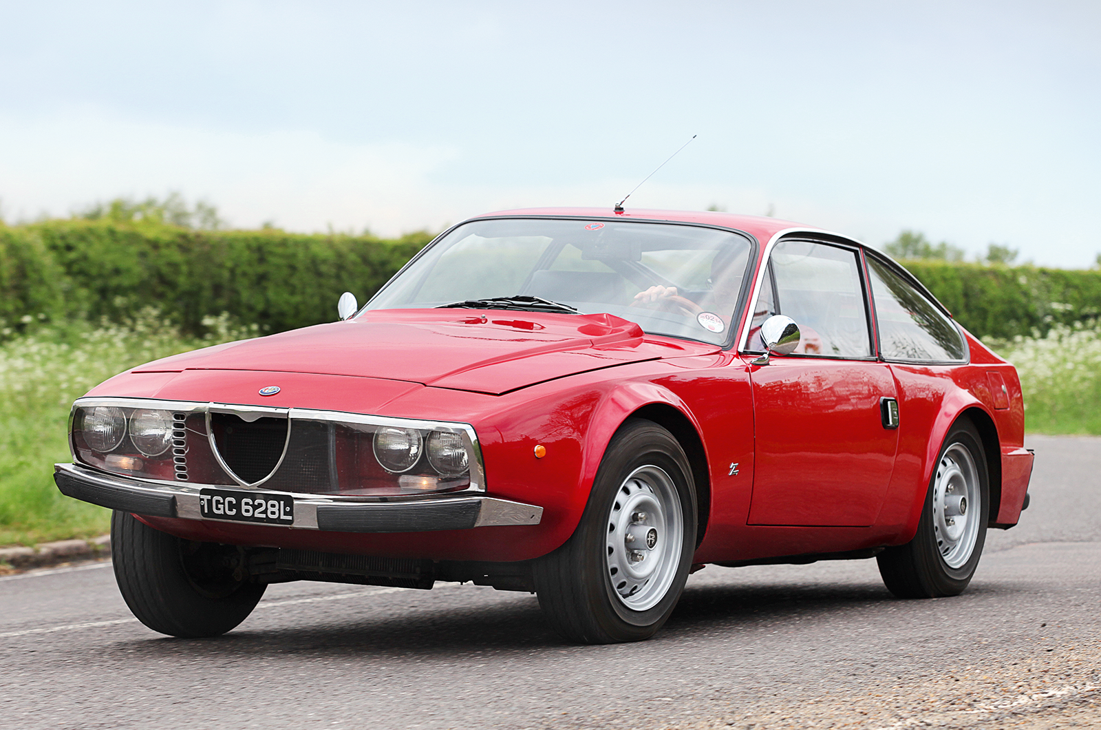 Lancia Fulvia Sport vs Alfa Romeo Junior Zagato: premium blend