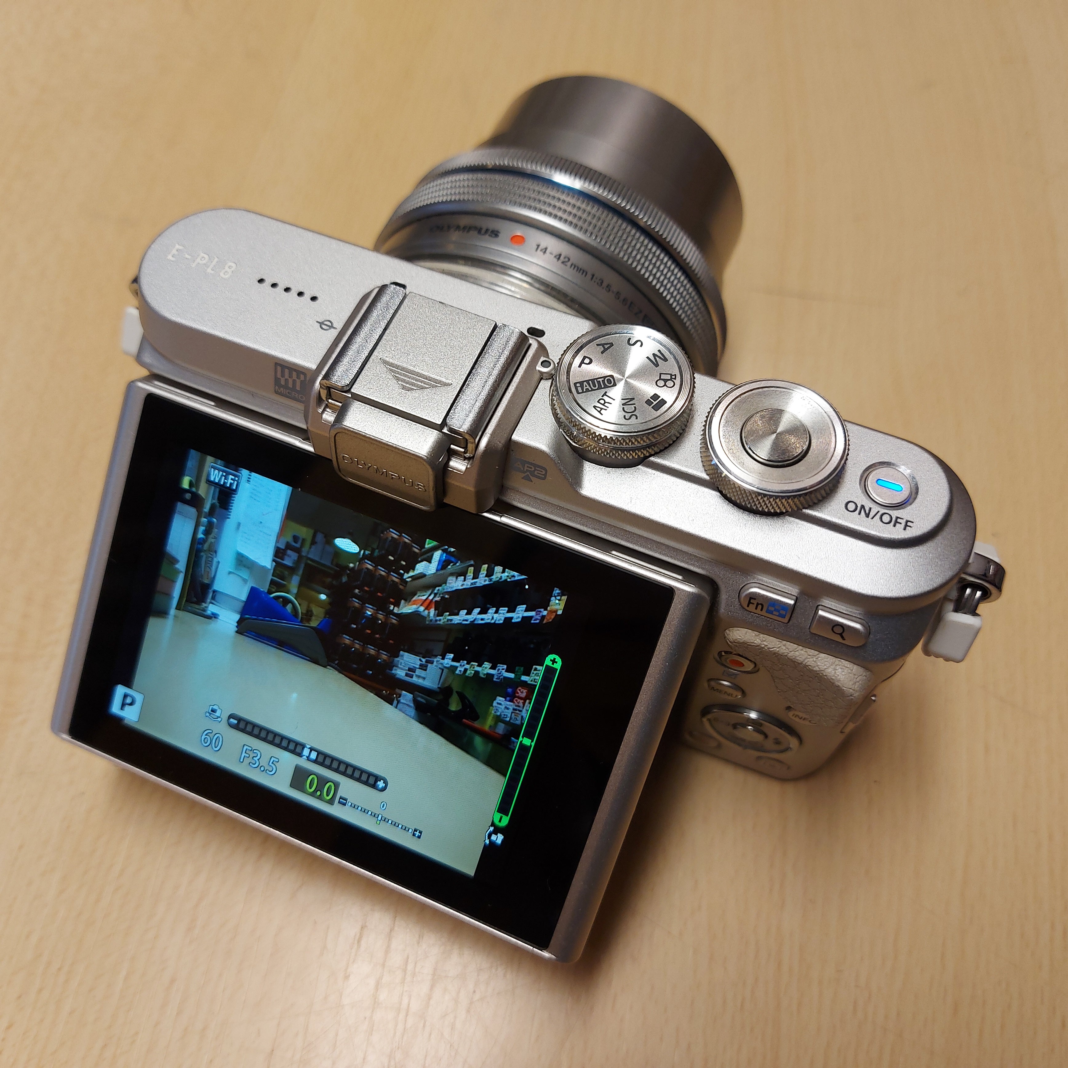 Olympus PEN E-PL8 + 14-42 EZ – Clock Tower Cameras