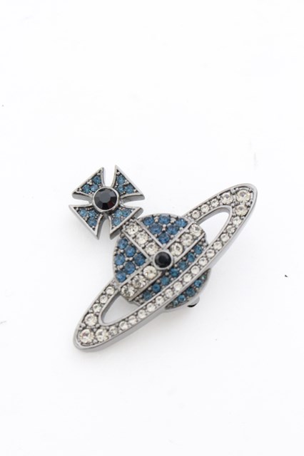 ヴィヴィアンウエストウッド 中古 / バスレリーフブローチ ガンメタ